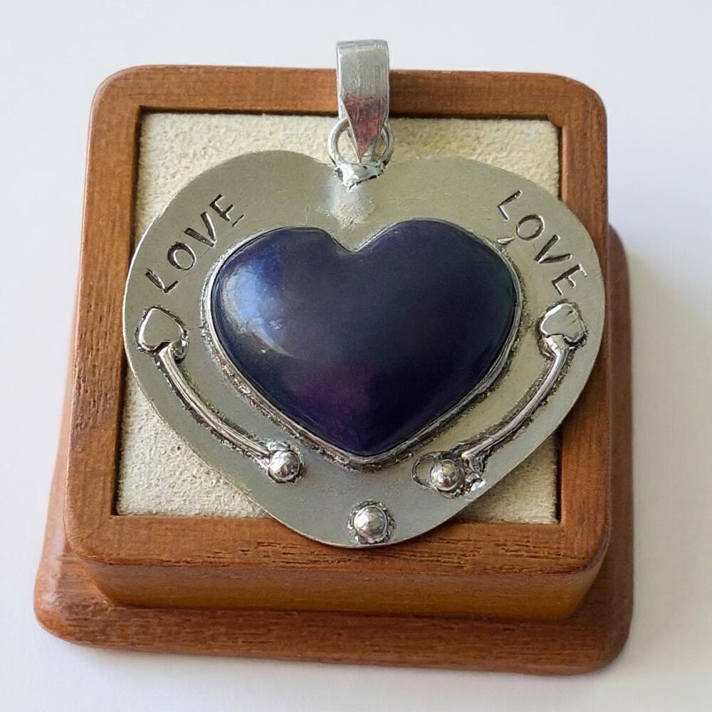 Sterling Silver Amethyst Heart “LOVE” Pendant Necklace – Elegant Gift for Her